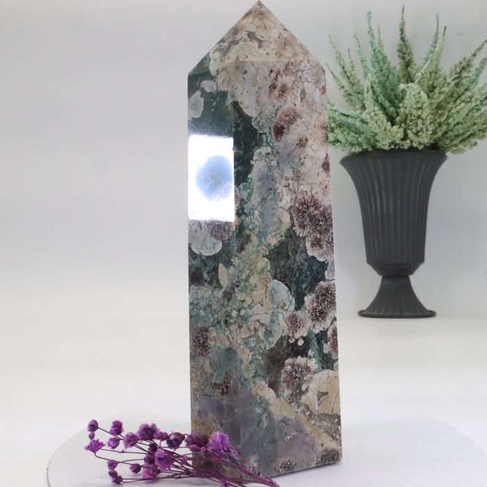 Blumen Achat Turm .jpg