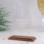 Moderne edle Trophäe Award, eigener Text oder Logo, Orden Medaille aus Nussbaum und Acryl - Personalisierter Pokal - Auszeichnung – Bild 5