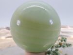 Große grüne gebänderte Calcit Edelsteinkugel, 64 mm – Bild 2