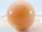 Große Orangen Calcit Edelsteinkugel, 62 mm