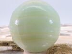 Große grüne gebänderte Calcit Edelsteinkugel, 61 mm – Bild 2