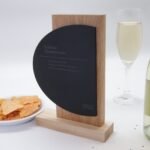 Moderner Award Acrylglas mit Eichenholz – personalisierbar & hochwertig – Bild 4