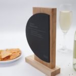 Moderner Award Acrylglas mit Eichenholz – personalisierbar & hochwertig – Bild 5