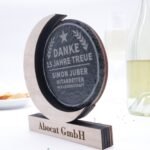Moderne Trophäe mit Schiefertafel – personalisierbar – Bild 4