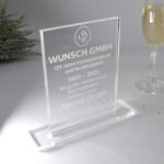 Personalisierte Acrylglas Trophäe – Rechteckig mit Sockel | 10 mm Premiumglas | Lasergravur mit Text & Logo – Bild 9