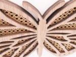 Schmetterling aus Nussbaum Holz mit Rattan Muster | Boho Schmetterling – Bild 6