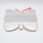 Spiegel für Kinderzimmer feiner Schmetterling