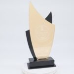 Moderne edle Sport Trophäe, eigener Text Logo, farbiges und klarem Acryl - Personalisierte Gravur - Pokal - Auszeichnung - Elegante Ehrungen – Bild 5