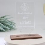 Moderne edle Trophäe, eigener Text oder Logo