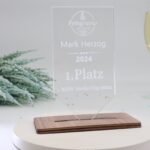 Moderne edle Trophäe, eigener Text oder Logo