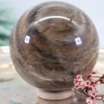Große Schwarze Mondstein Edelsteinkugel mit wunderbarem Farbspiel – Bild 6