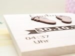 Personalisierbare Geburtstafel aus Massiven Holz – Bild 5