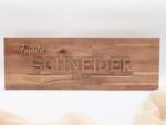 Landhaus Namenschild, Familienname aus Massivholz – Bild 2