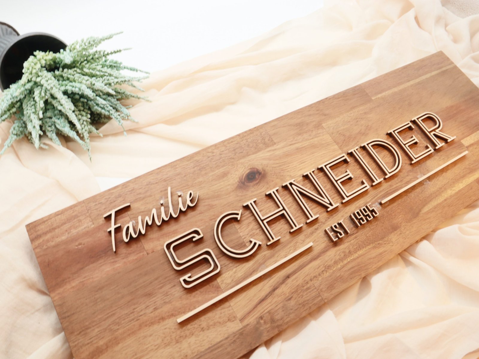 Landhaus Namenschild, Familienname aus Massivholz