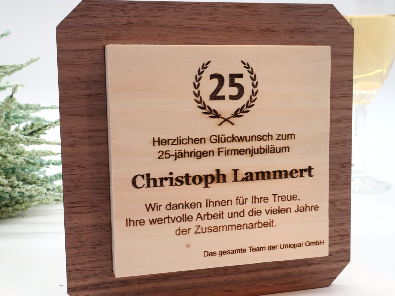 IMG_9694-scaled-1.jpg Repräsentativer Award, Trophäe, Auszeichnung aus Nussbaum und Pappel – Bild 1