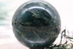 Grüne Jade Jaspis Kristallkugel Edelsteinkugel, 59mm – Bild 8