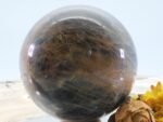 Große Schwarze Mondstein Edelsteinkugel mit wunderbarem Farbspiel – Bild 9