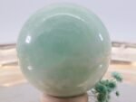 Große Pistazien Calcit Edelsteinkugel, 55 mm