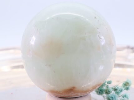 Große Pistazien Calcit Edelsteinkugel